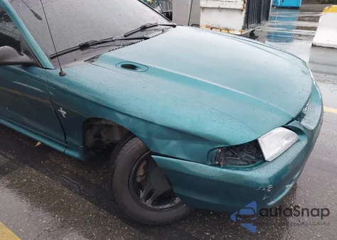 1997 Ford Mustang z USA, uszkodzony, nr VIN 1FALP4041VF133492